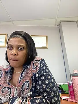 Snapshot of 031bubbles chatting on March 10, 2026, 11:58 am 031bubbles online show from March 10, 2026, 11:58 am