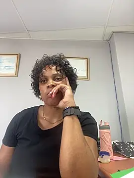 Snapshot of 031bubbles chatting on March 16, 2026, 12:09 pm 031bubbles online show from March 16, 2026, 12:09 pm