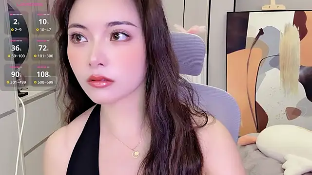 L-xI668 online show from October 24, 2025, 7:18 am