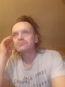 Snapshot of Kuba_Gd chatting on February 8, 2025, 7:37 am Kuba Gd online show from February 8, 2025, 7:37 am