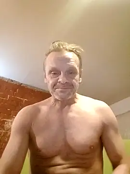 Snapshot of Kuba_Gd chatting on November 29, 2025, 10:48 am Kuba Gd online show from November 29, 2025, 10:48 am