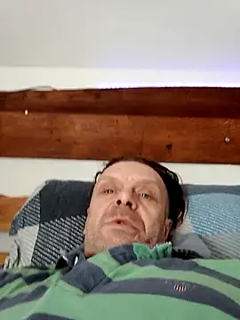Snapshot of Kuba_Gd chatting on April 20, 2026, 8:28 am Kuba Gd online show from April 20, 2026, 8:28 am