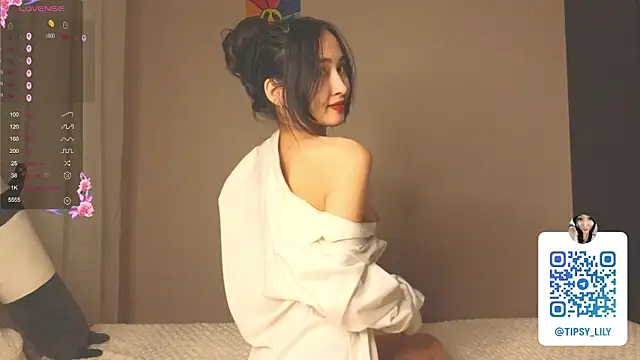 Snapshot of SakuraVelvet chatting on March 24, 2026, 4:18 pm SakuraVelvet online show from March 24, 2026, 4:18 pm