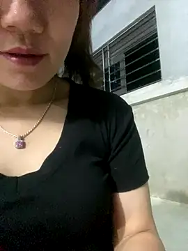 Pyy07 online show from October 19, 2025, 1:14 pm