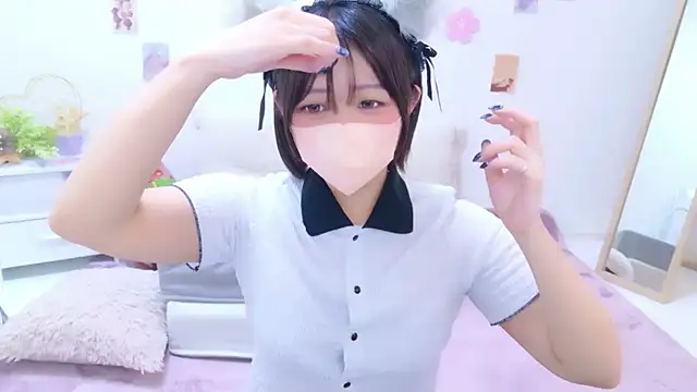 Hinata Sun online show from June 21, 2026, 3:51 pm