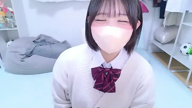 Hinata Sun online show from July 14, 2026, 9:25 am