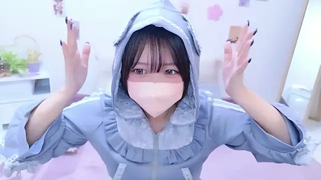 Snapshot of Hinata_Sun chatting on June 17, 2026, 12:48 pm Hinata Sun online show from June 17, 2026, 12:48 pm
