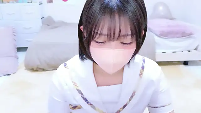 Hinata Sun online show from July 11, 2026, 12:27 pm