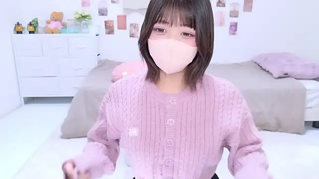 Snapshot of Hinata_Sun chatting on November 26, 2025, 12:38 pm Hinata Sun online show from November 26, 2025, 12:38 pm