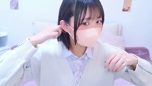 Hinata Sun online show from July 23, 2026, 6:59 pm