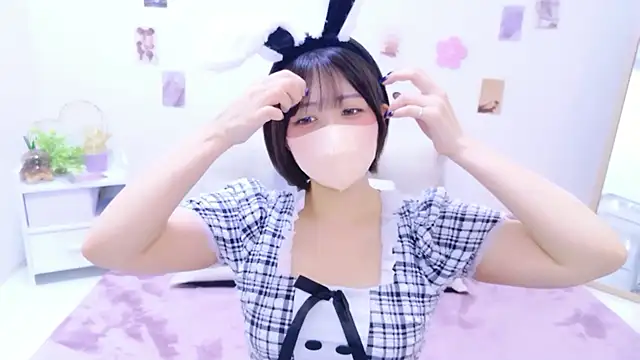 Snapshot of Hinata_Sun chatting on June 3, 2026, 4:23 pm Hinata Sun online show from June 3, 2026, 4:23 pm