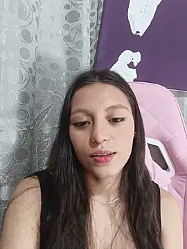 Snapshot of Lahila_ chatting on August 1, 2026, 2:59 pm Lahila online show from August 1, 2026, 2:59 pm