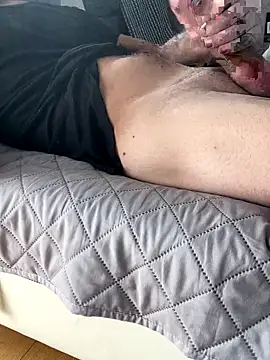 bananasex204 online show from October 11, 2025, 1:56 pm