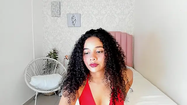 Snapshot of esther_sofia chatting on April 30, 2026, 8:05 pm esther sofia online show from April 30, 2026, 8:05 pm