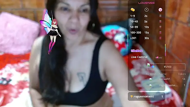 Snapshot of Milf_Fantassyy chatting on November 15, 2025, 5:11 am Milf Fantassyy online show from November 15, 2025, 5:11 am