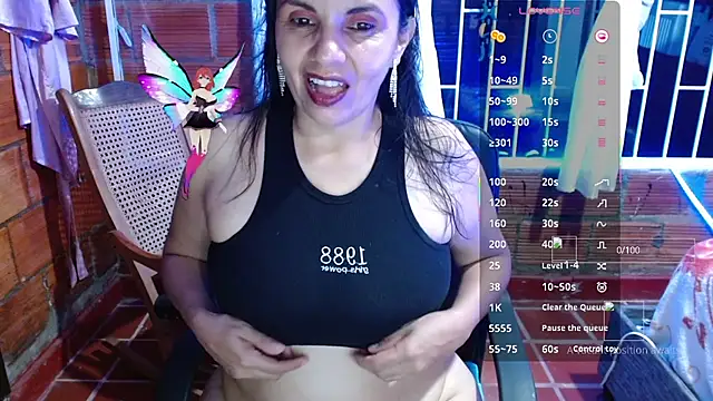 Snapshot of Milf_Fantassyy chatting on November 22, 2025, 12:10 am Milf Fantassyy online show from November 22, 2025, 12:10 am