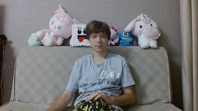 Snapshot of hilt_on_ chatting on October 13, 2025, 7:43 am hilt on online show from October 13, 2025, 7:43 am