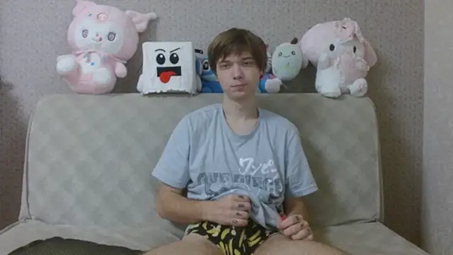 Snapshot of hilt_on_ chatting on October 15, 2025, 8:00 am hilt on online show from October 15, 2025, 8:00 am