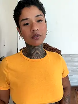 xbigpeach online show from October 12, 2025, 4:52 pm