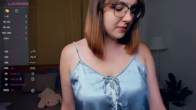BrunaPytko online show from September 19, 2025, 6:23 pm