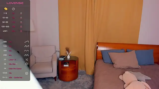 BrunaPytko online show from September 26, 2025, 6:37 pm
