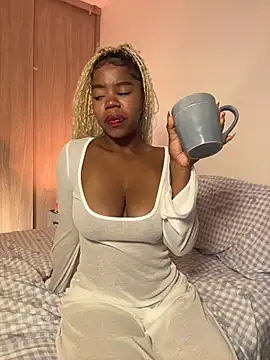 Snapshot of Sweet-Jade chatting on November 22, 2025, 9:08 am Sweet-Jade online show from November 22, 2025, 9:08 am