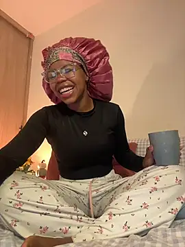 Snapshot of Sweet-Jade chatting on November 21, 2025, 9:08 am Sweet-Jade online show from November 21, 2025, 9:08 am