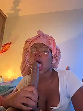 Snapshot of Sweet-Jade chatting on November 5, 2025, 10:51 am Sweet-Jade online show from November 5, 2025, 10:51 am