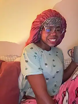 Snapshot of Sweet-Jade chatting on November 17, 2025, 9:13 am Sweet-Jade online show from November 17, 2025, 9:13 am