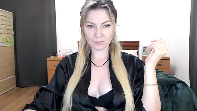 ParadiseAlina online show from October 19, 2025, 7:27 pm