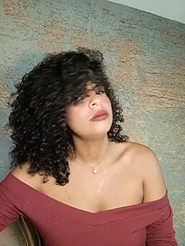 SheyLopez online show from June 24, 2026, 3:05 am
