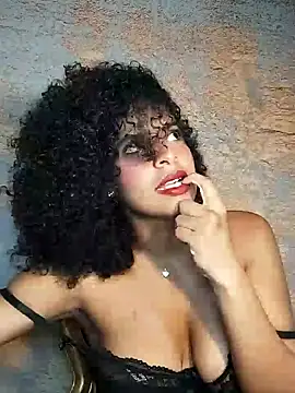 SheyLopez online show from June 22, 2026, 3:25 am