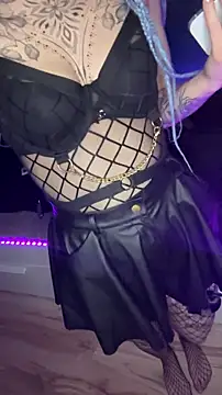 Snapshot of hottcouple00 chatting on December 14, 2025, 10:26 pm hottcouple00 online show from December 14, 2025, 10:26 pm