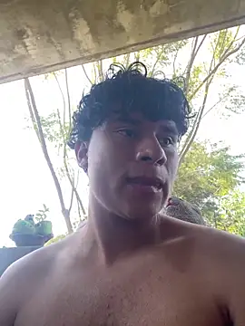 Snapshot of VRGUD0N19cm chatting on April 9, 2026, 7:20 pm VRGUD0N19cm online show from April 9, 2026, 7:20 pm
