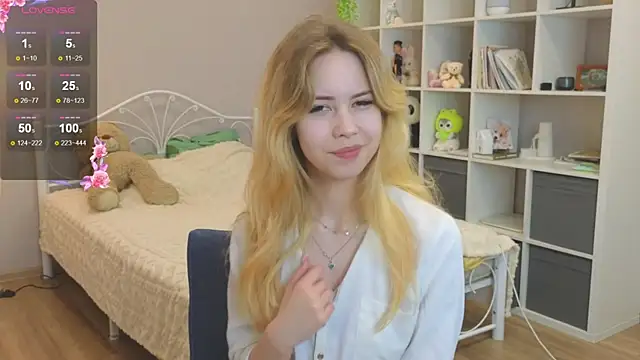 Snapshot of Wendy_Cutie chatting on September 22, 2025, 4:24 pm Wendy Cutie online show from September 22, 2025, 4:24 pm