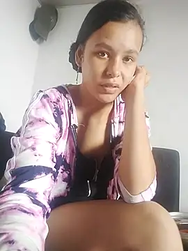 marisolcardona online show from September 24, 2025, 3:51 pm