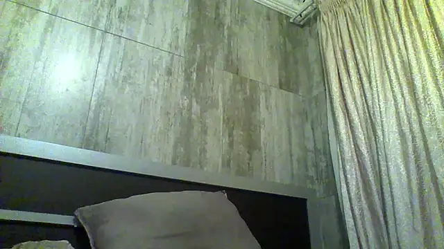 Snapshot of longdickson12345 chatting on February 10, 2026, 5:45 pm longdickson12345 online show from February 10, 2026, 5:45 pm