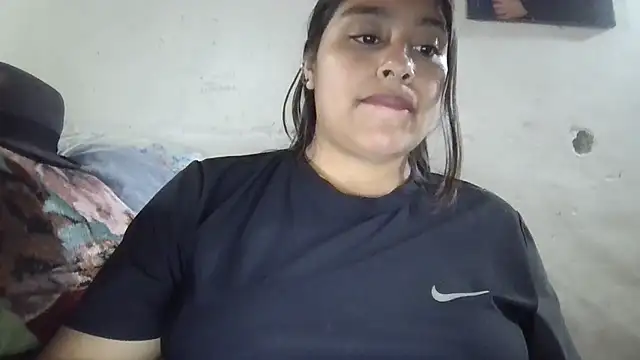 Snapshot of zairabreze chatting on July 24, 2026, 12:28 am zairabreze online show from July 24, 2026, 12:28 am