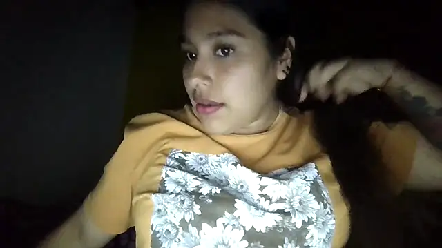 Snapshot of zairabreze chatting on July 25, 2026, 2:52 am zairabreze online show from July 25, 2026, 2:52 am