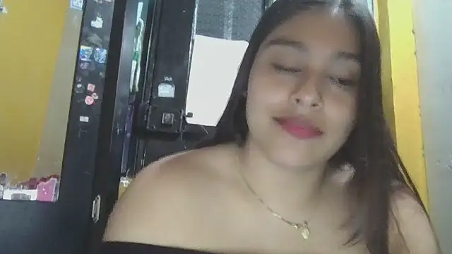 Snapshot of zairabreze chatting on July 20, 2026, 1:02 am zairabreze online show from July 20, 2026, 1:02 am