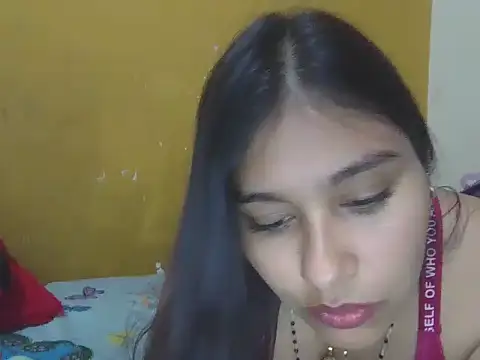 Snapshot of zairabreze chatting on July 15, 2026, 1:01 am zairabreze online show from July 15, 2026, 1:01 am