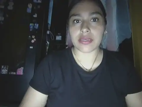 Snapshot of zairabreze chatting on June 21, 2026, 3:45 am zairabreze online show from June 21, 2026, 3:45 am