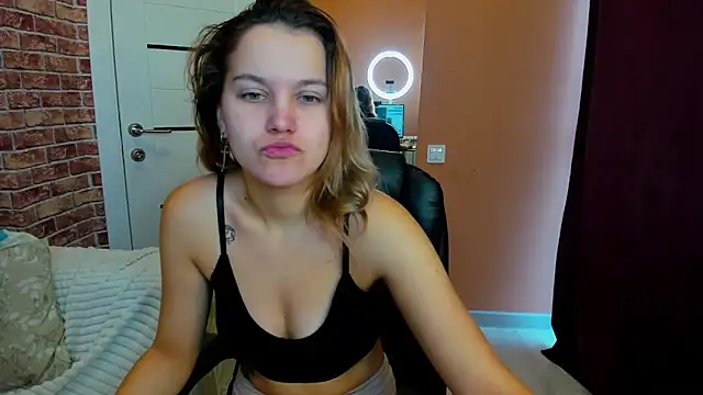 Hot   Jess online show from October 10, 2025, 3:29 am