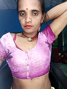 Hotwera online show from October 3, 2025, 2:18 pm