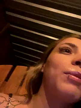 Snapshot of Marquis77 chatting on December 14, 2025, 1:23 am Marquis77 online show from December 14, 2025, 1:23 am