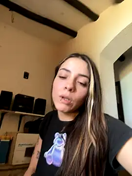 Snapshot of Marquis77 chatting on November 23, 2025, 6:29 pm Marquis77 online show from November 23, 2025, 6:29 pm