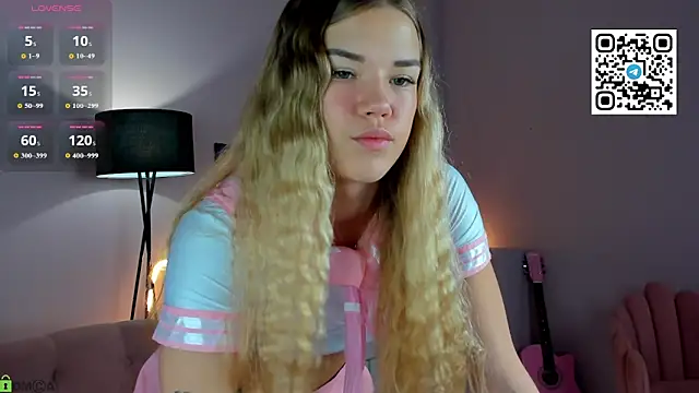 Snapshot of CherryLexi_ chatting on April 8, 2026, 3:41 am CherryLexi online show from April 8, 2026, 3:41 am