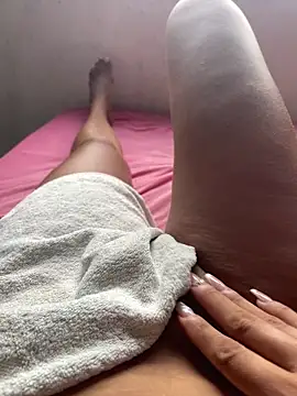 Katianesantos online show from March 3, 2026, 10:33 am