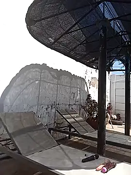 JUJUX01 online show from October 9, 2025, 9:10 am