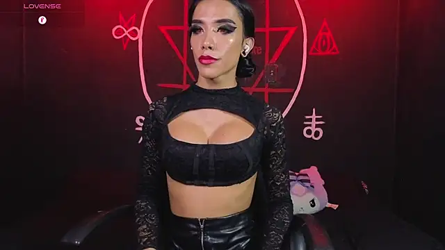 Victoriavampire666 online show from May 8, 2026, 5:11 am